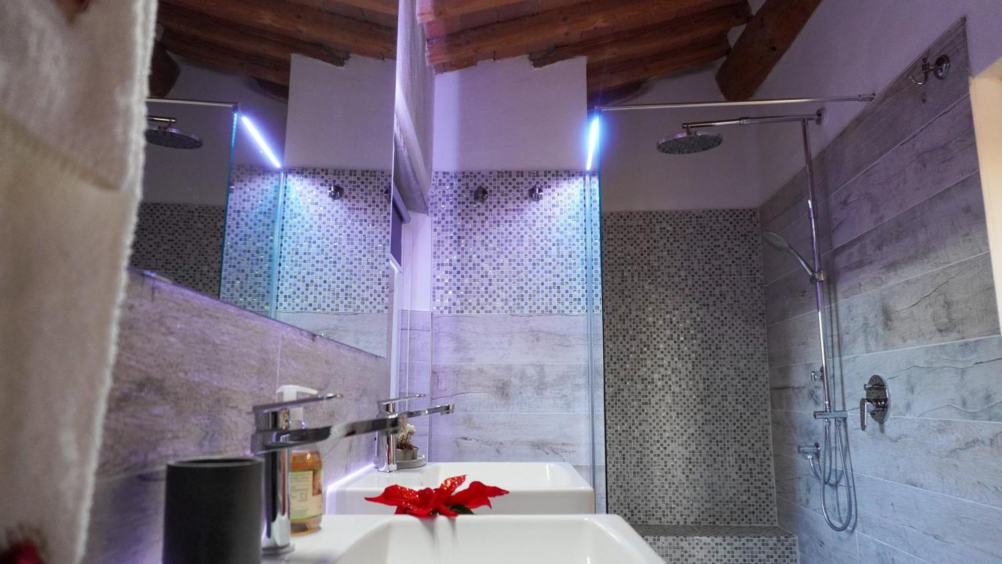 Appartamenti La Rocca Palaia Ngoại thất bức ảnh